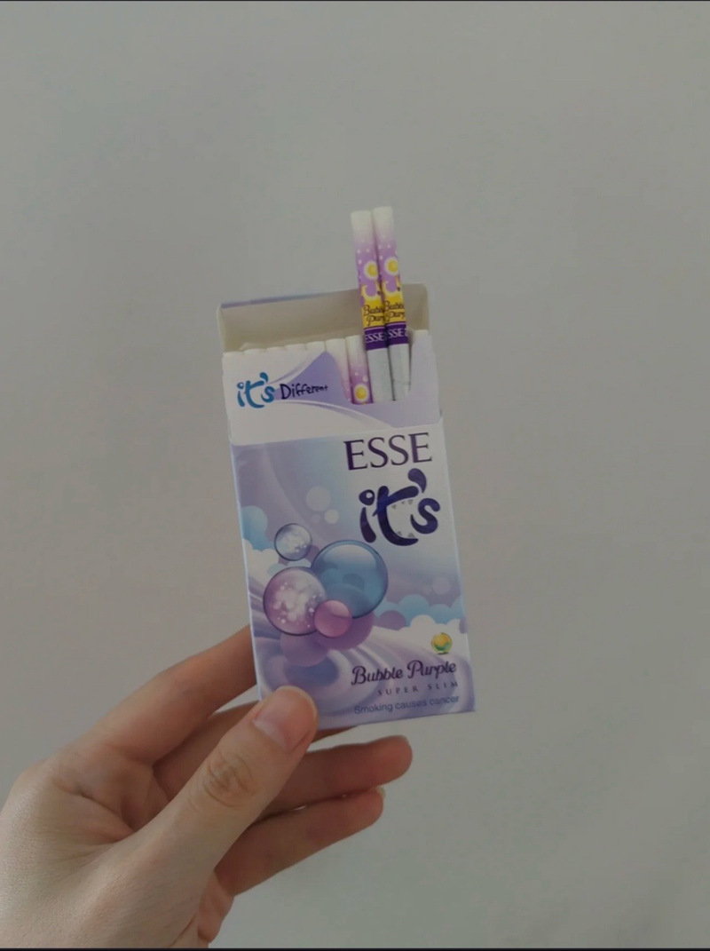 外烟通常指的是非中国大陆生产的香烟品牌。以下是一些国际上知名的甜味香烟品牌