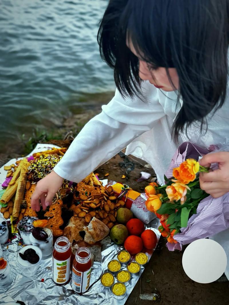 户外烟供施食(在家简单烟供施食方法仪轨)